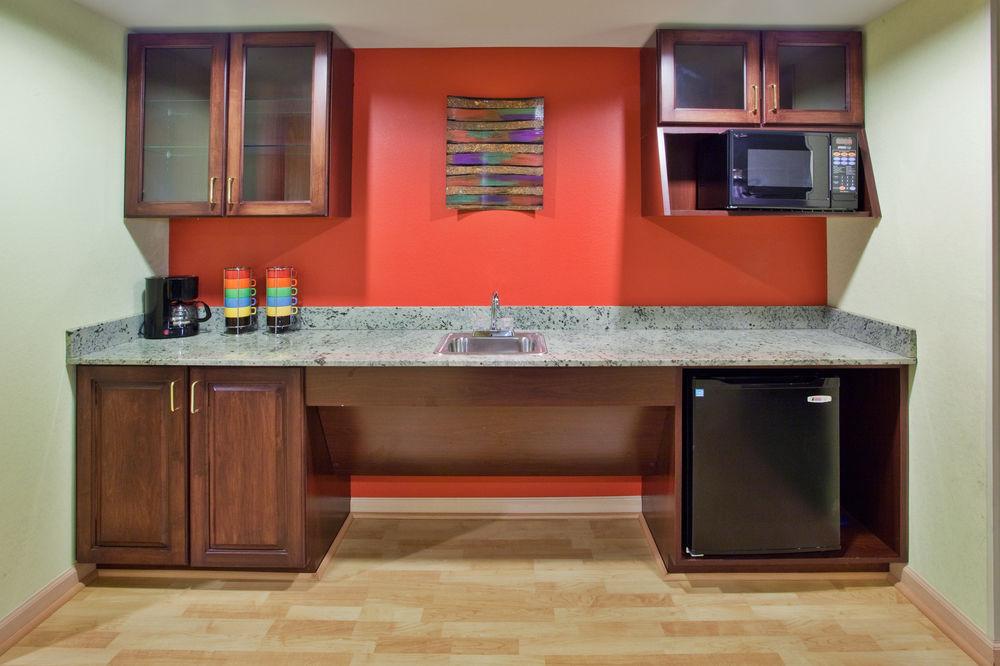 Holiday Inn Express Hotel & Suites Greenville-I-85 & Woodruff Road By Ihg Bagian luar foto