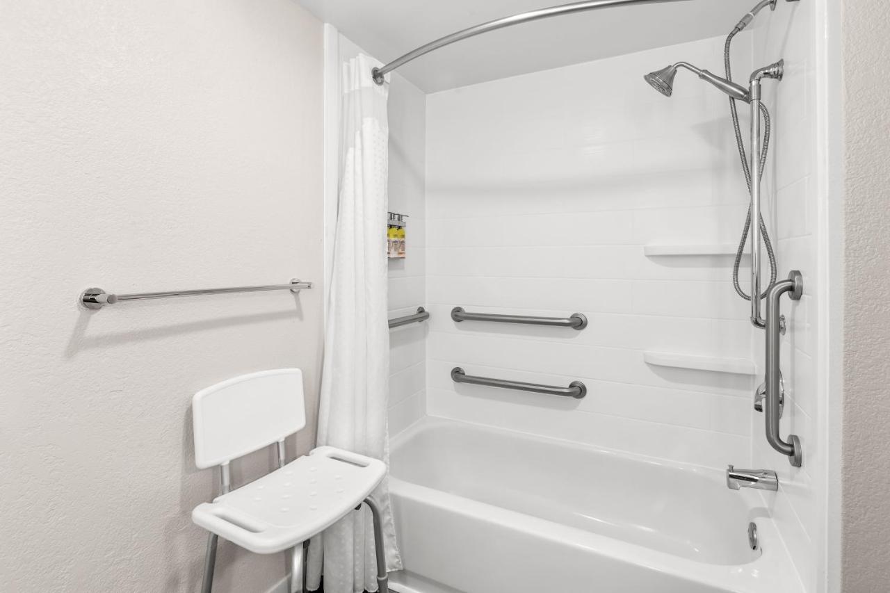 Holiday Inn Express Hotel & Suites Greenville-I-85 & Woodruff Road By Ihg Bagian luar foto
