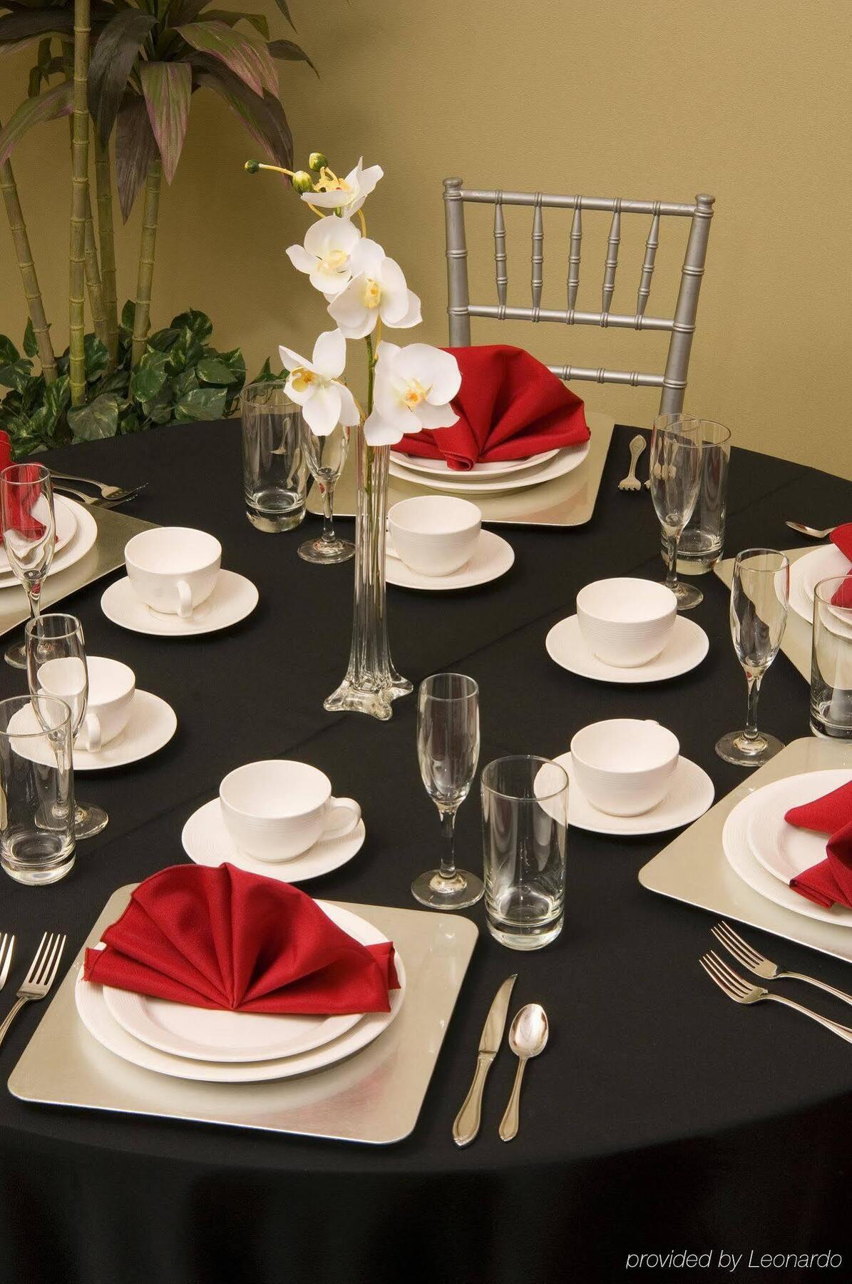 Holiday Inn Express Hotel & Suites Greenville-I-85 & Woodruff Road By Ihg Bagian luar foto