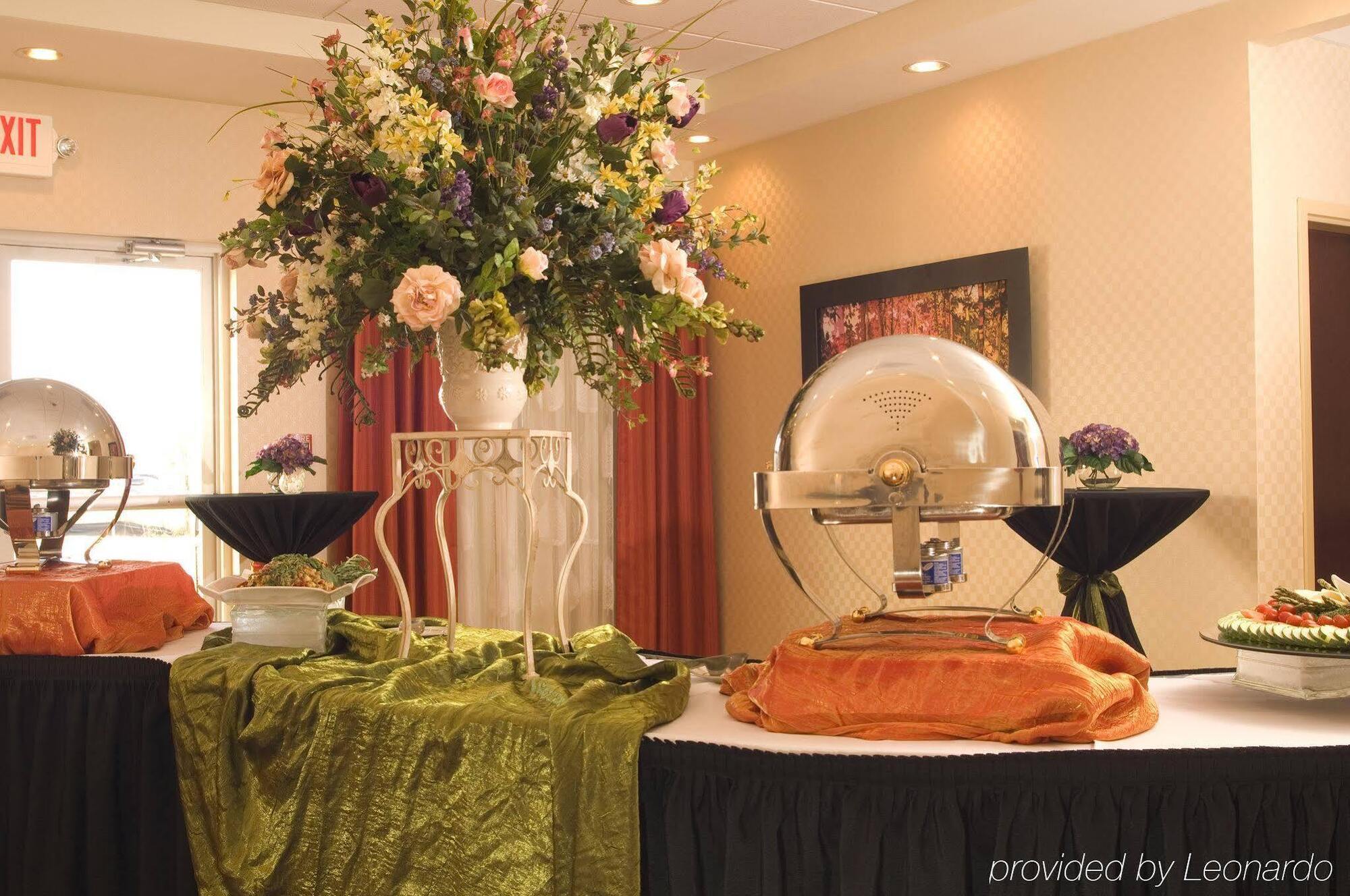Holiday Inn Express Hotel & Suites Greenville-I-85 & Woodruff Road By Ihg Bagian luar foto